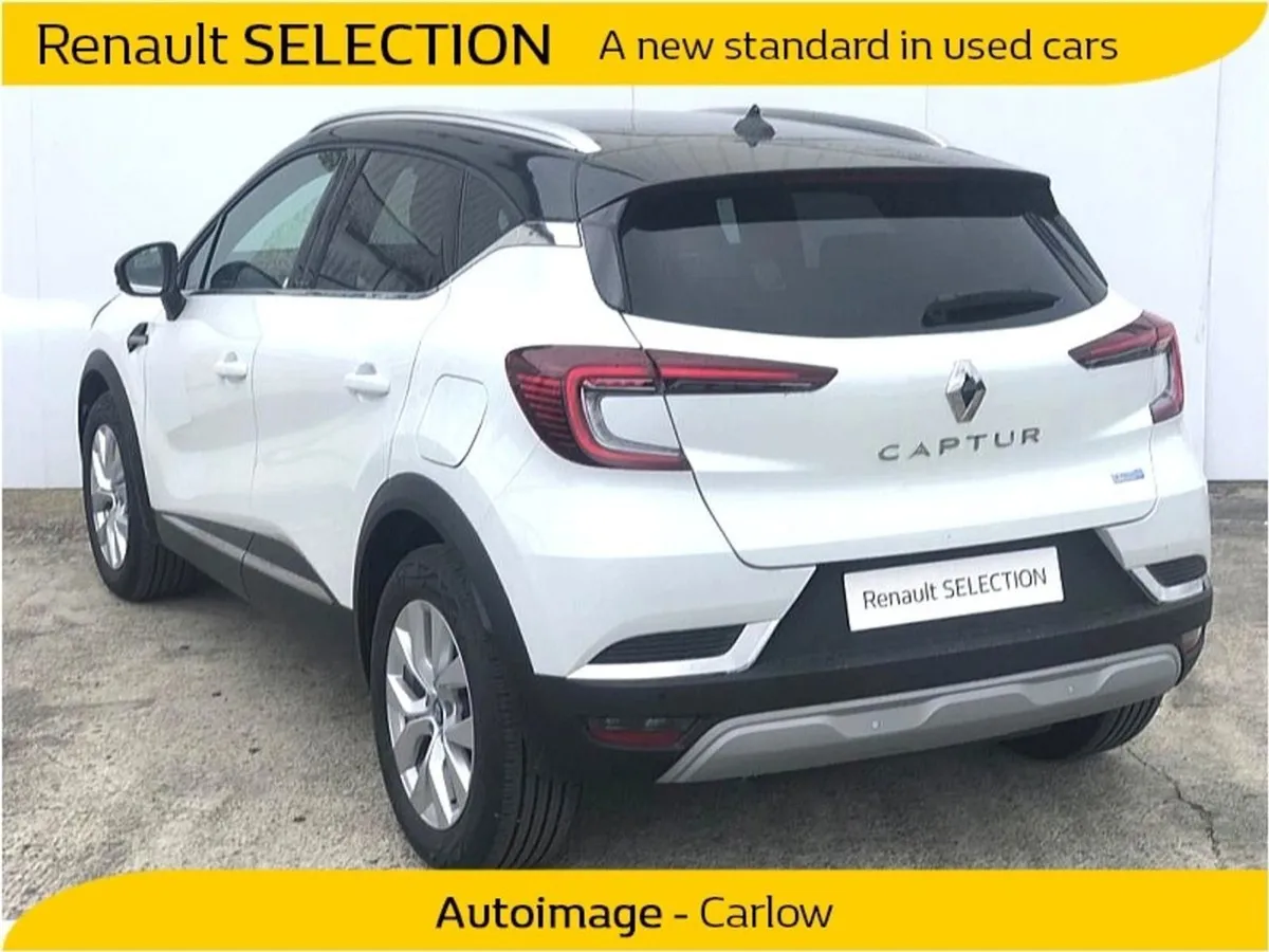 Renault Captur S Edition E-tech Plug-in Hybrid - Image 3