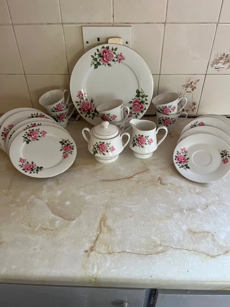 Antique China cups and plates - Image 1
