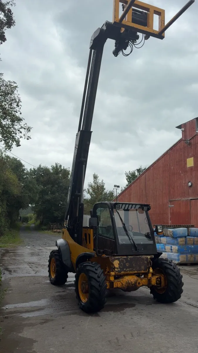 JCB - Image 3