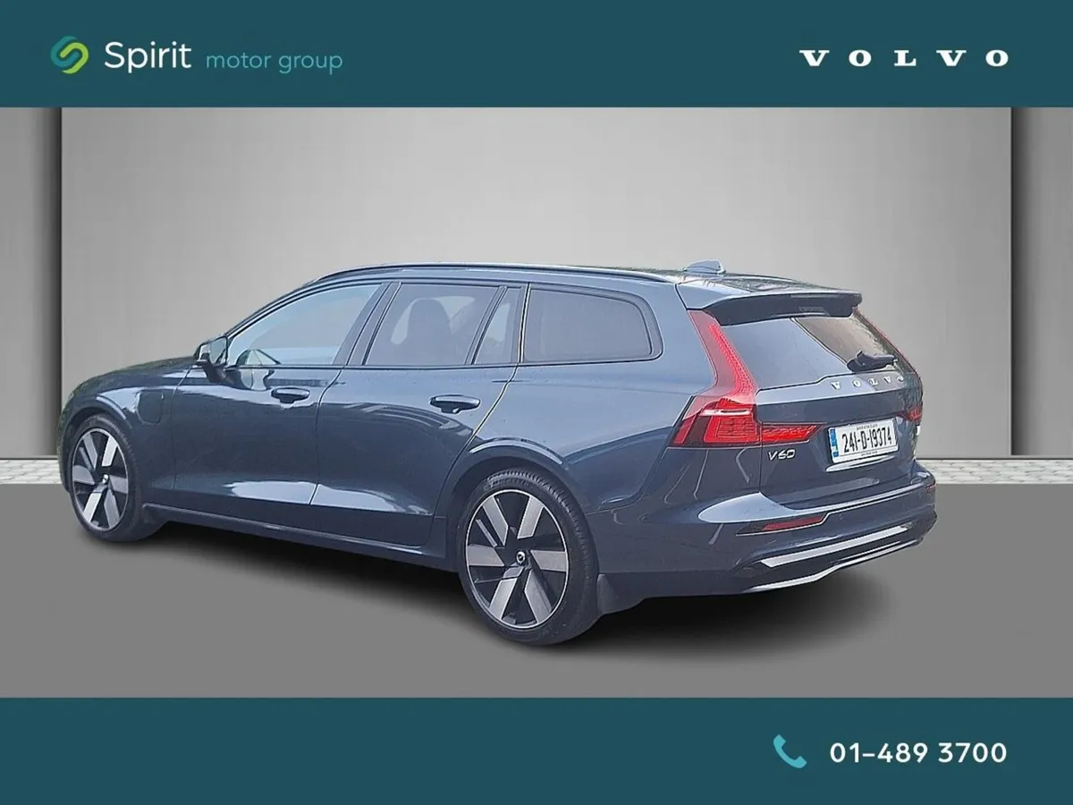 Volvo V60 T6  Plug In Hybrid  AWD Auto  Plus (dar - Image 3