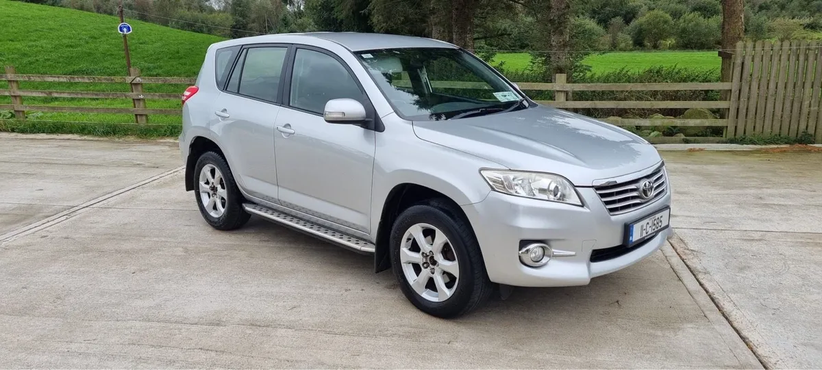 11 Toyota Rav 4 2.2 D4D 4x2 SOL - Image 1