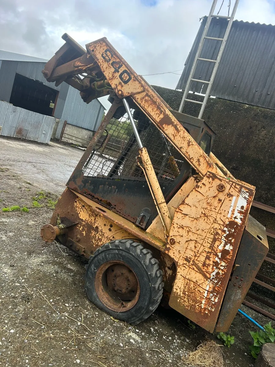 Skidsteer for Repair - Image 1