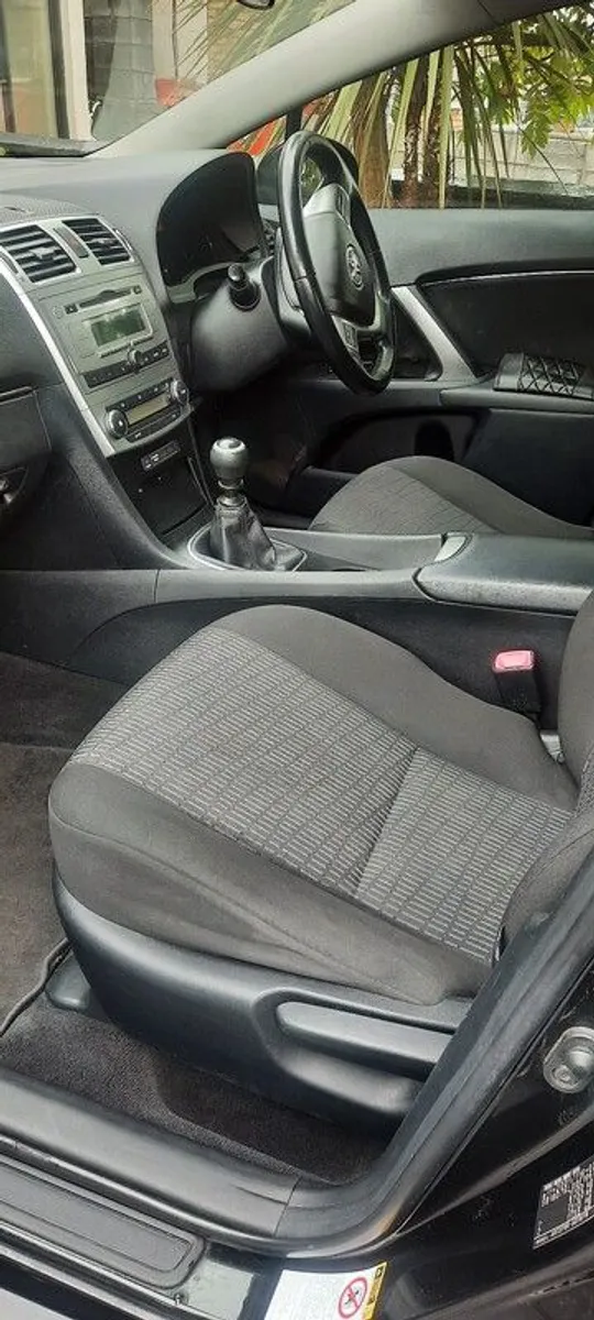 2013 Toyota Avensis - Image 3