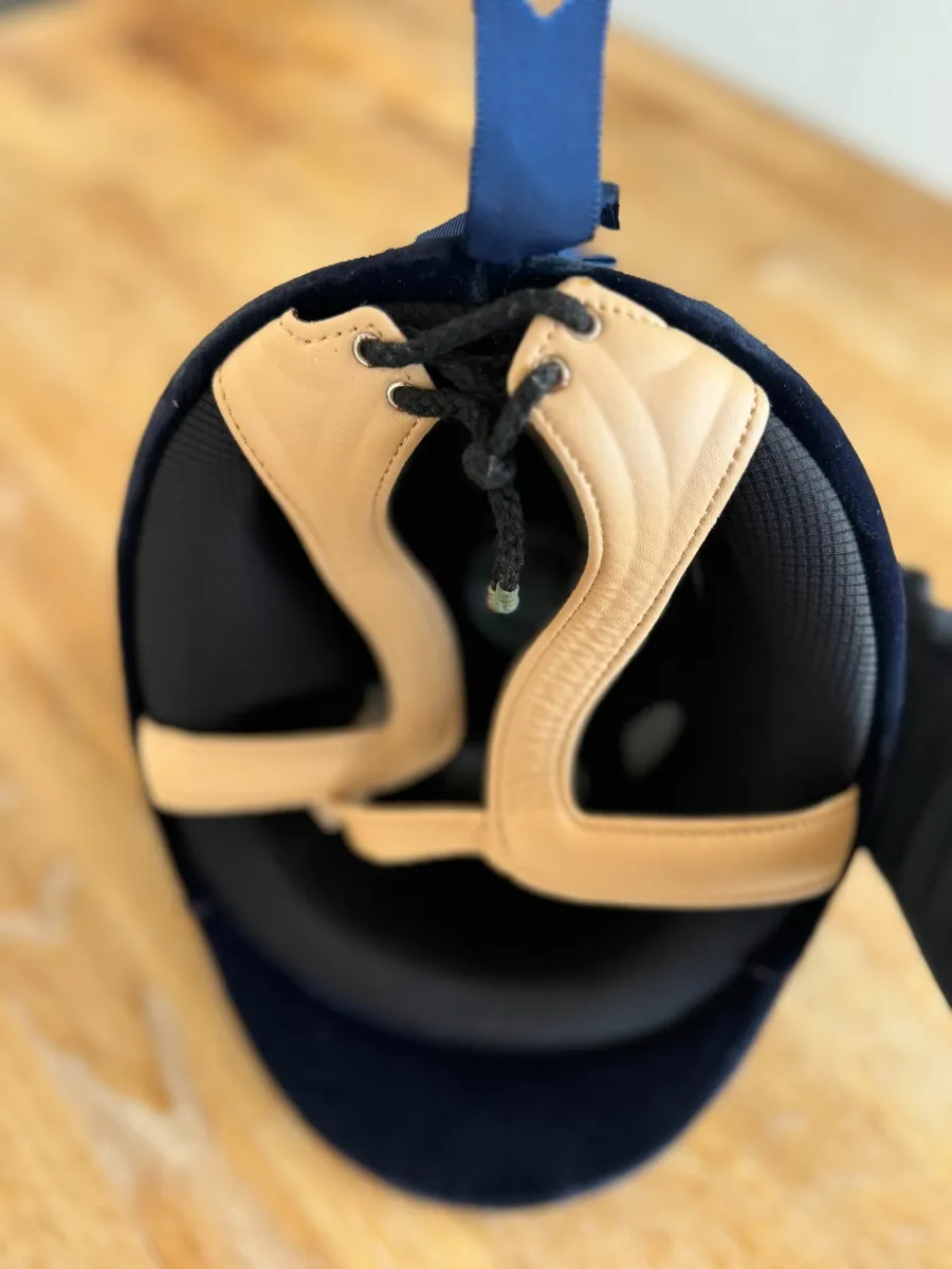 Caldene Prestige Junior Riding Helmet - Image 3