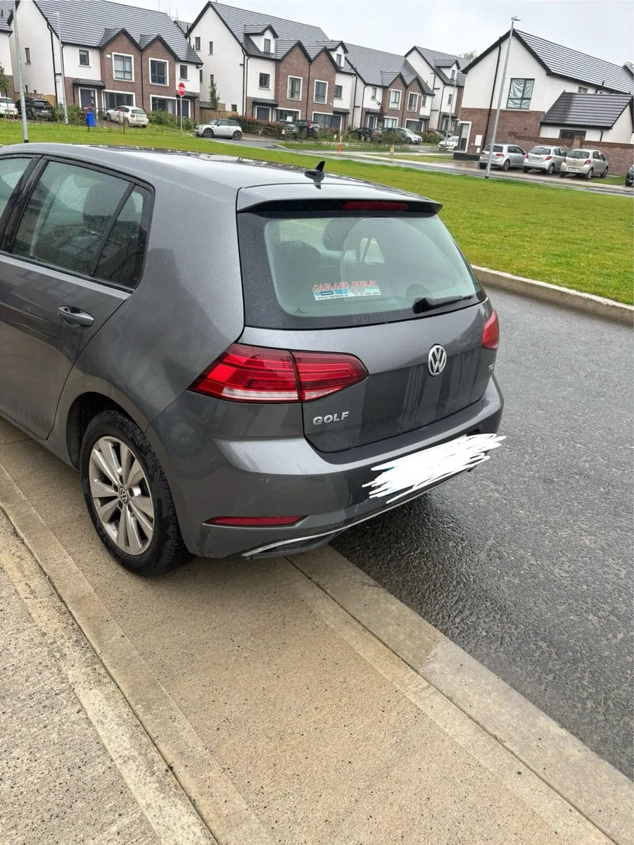 Volkswagen Golf - Image 2