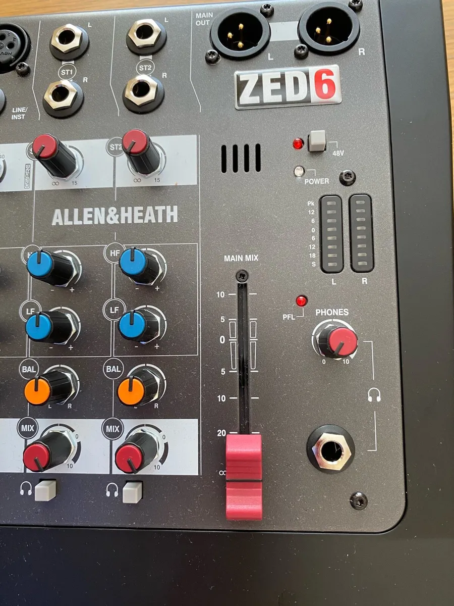 Allen and Heath Zed 6 mixer - Image 2