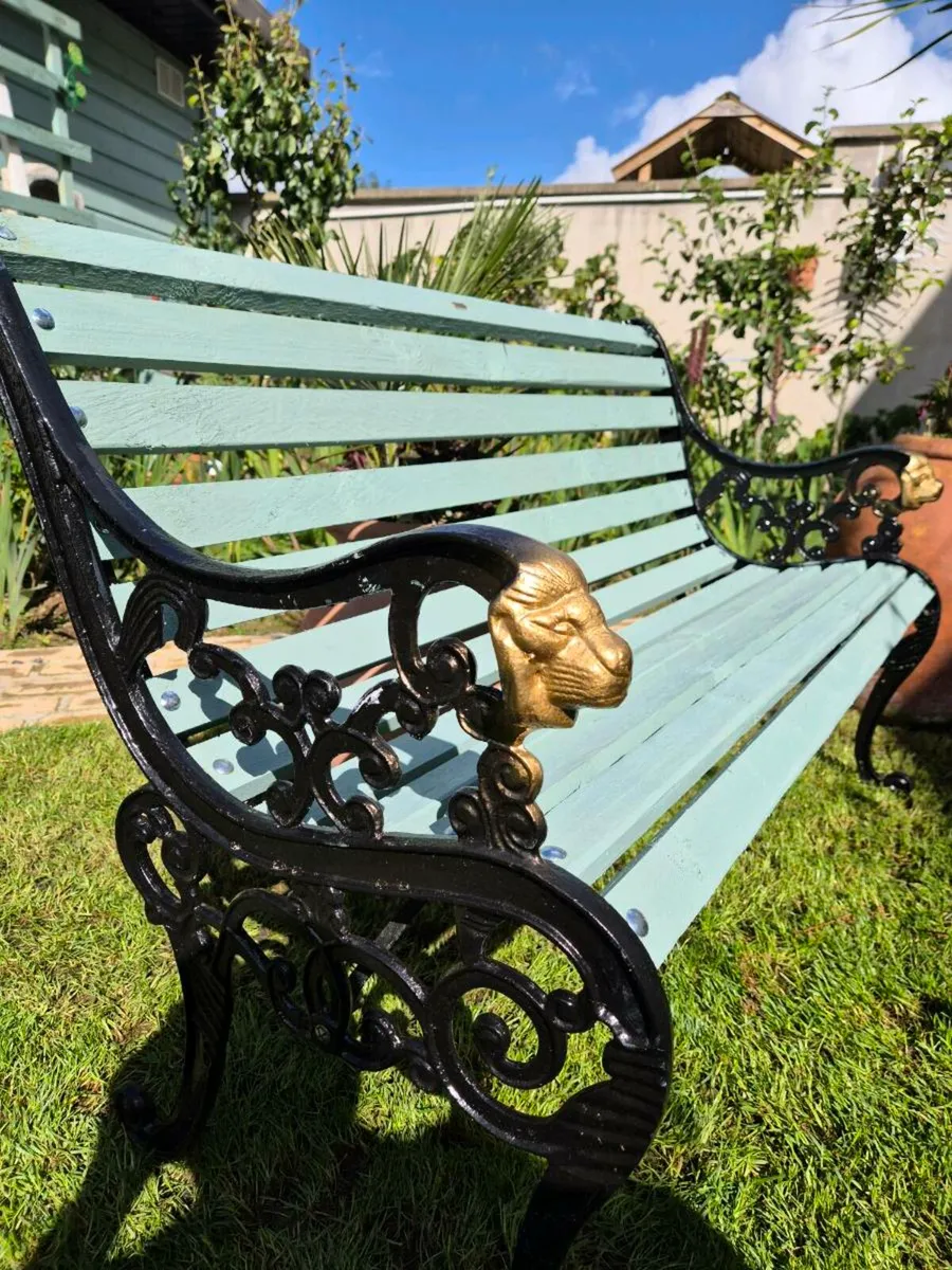 Garden bench Lion decking patio balcony window end - Image 1