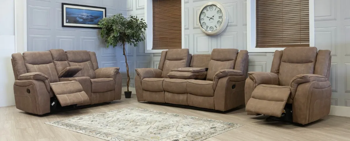 Deluxe Brooklyn recliners - Image 1