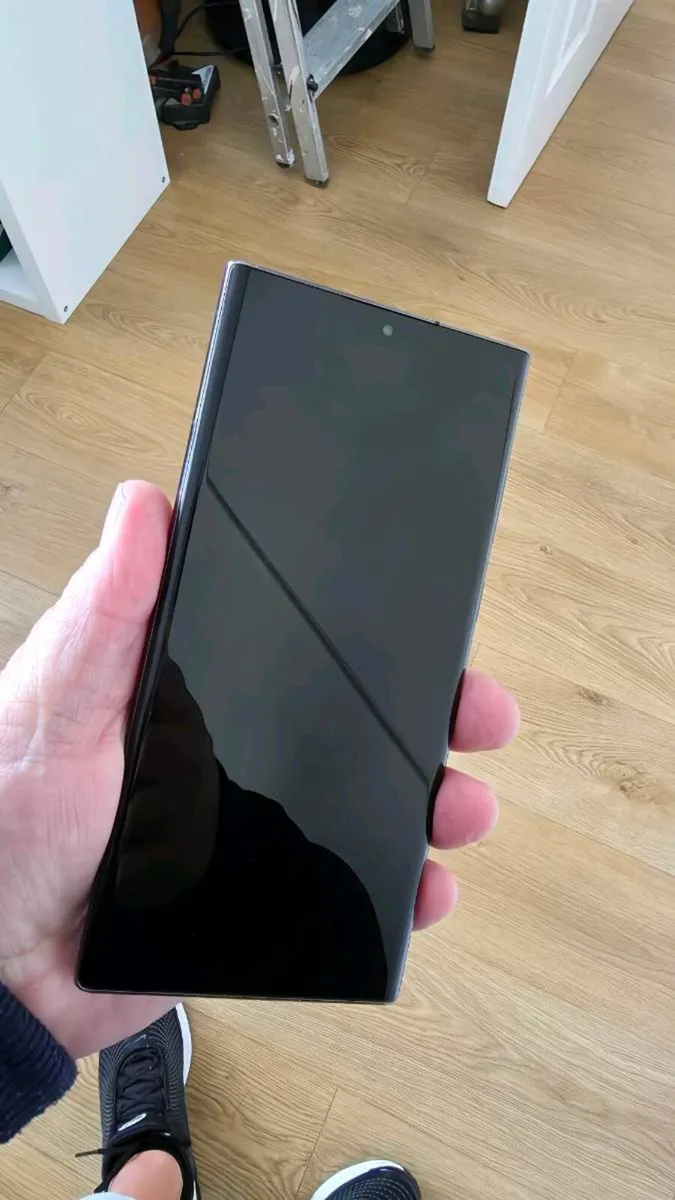Samsung galaxy S22 ultra - Image 1