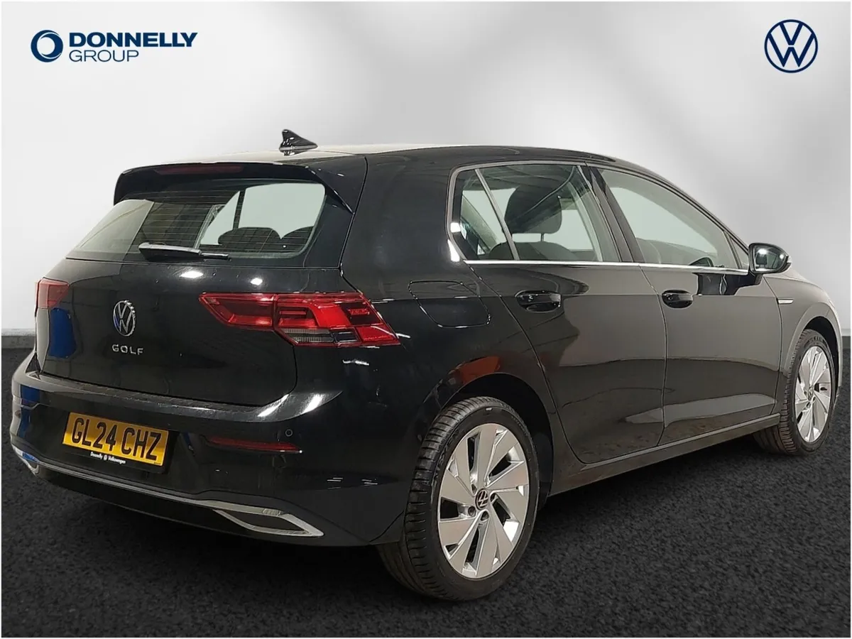 Volkswagen Golf Hatchback Style - Image 3