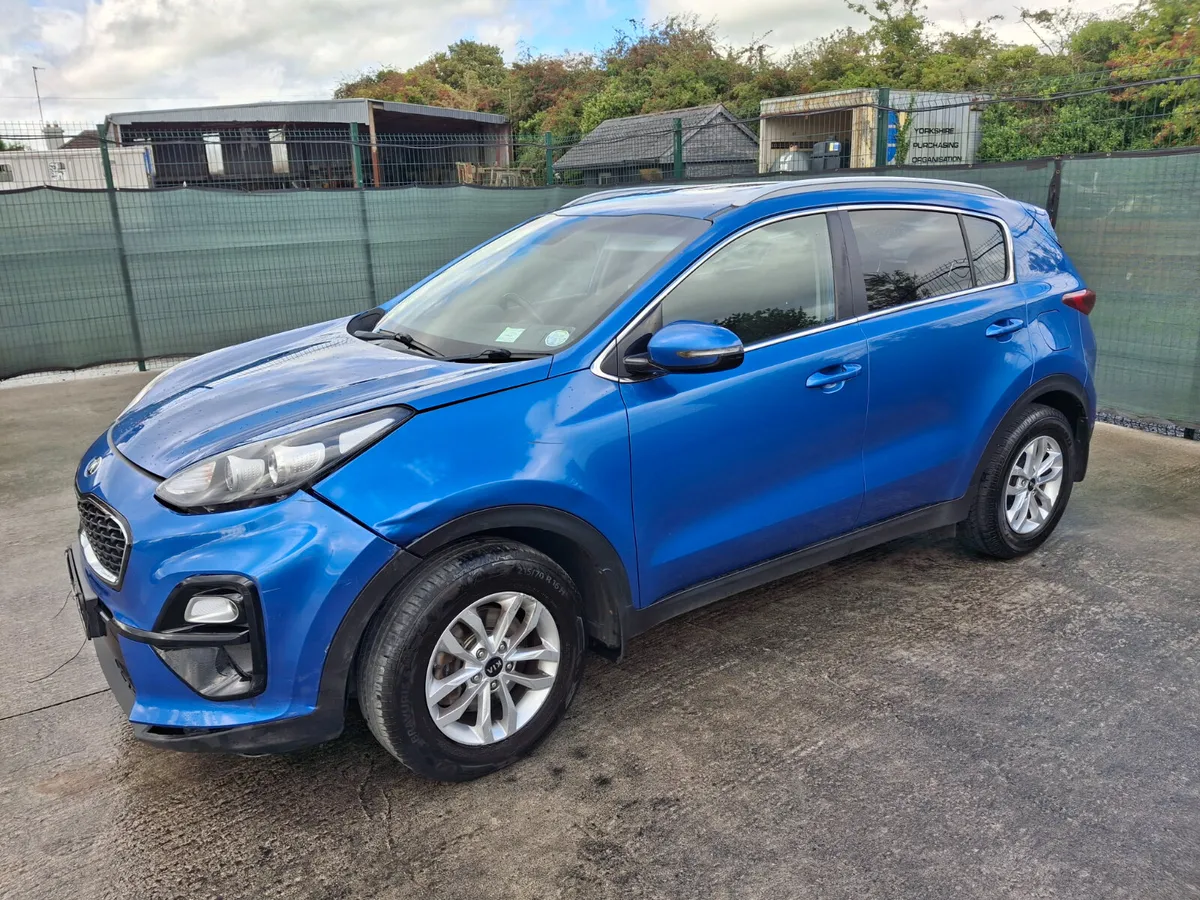 2019 Kia Sportage 1.7 Diesel very light Damage - Image 3