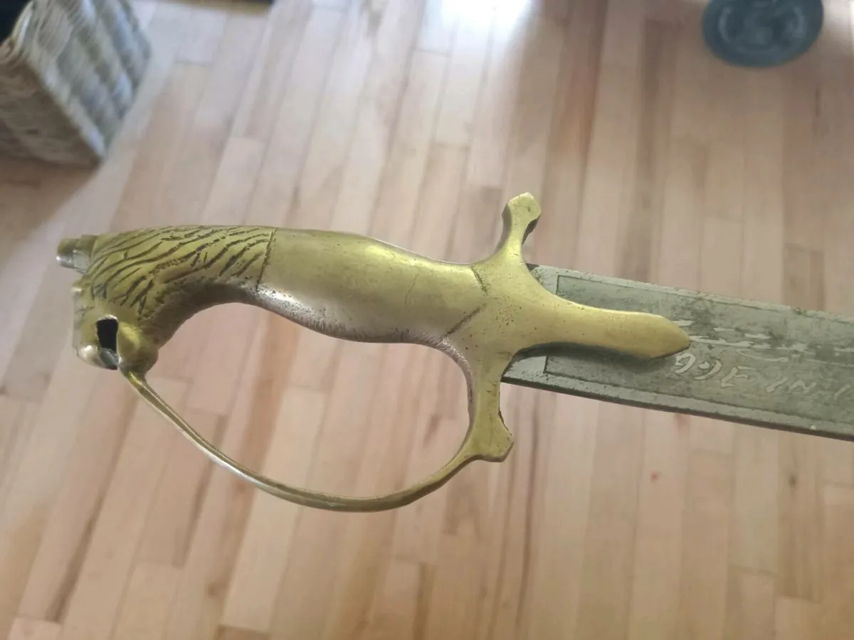 vintage  sword brass lion head 33 inches - Image 3