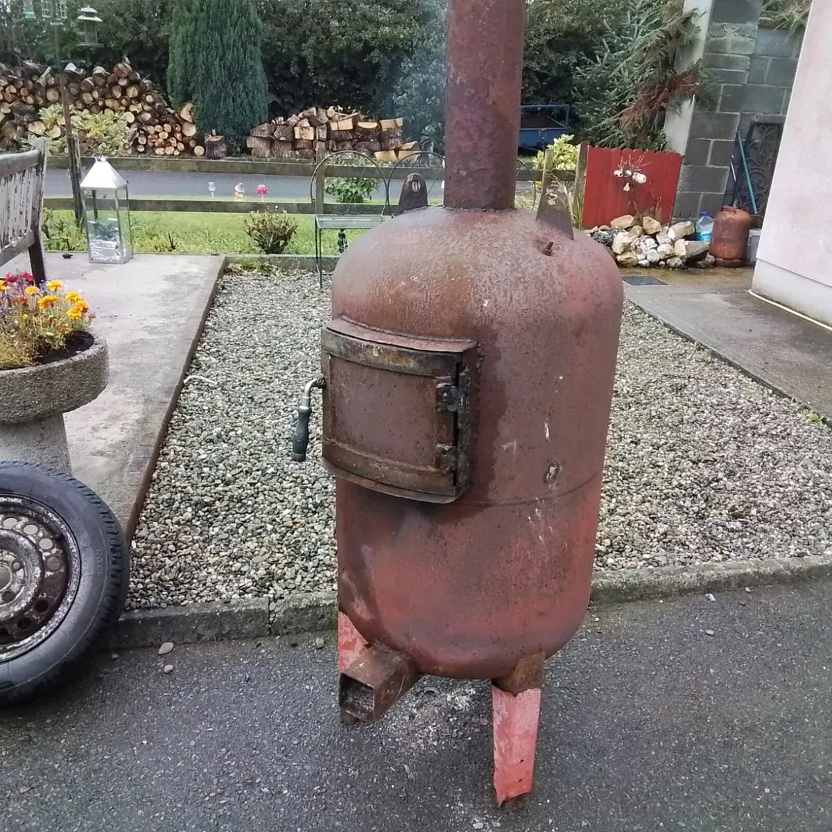 GARDEN INCINERATOR - Image 1