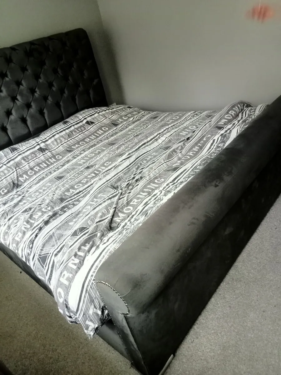 Super king sleigh bed and mattress - Image 1