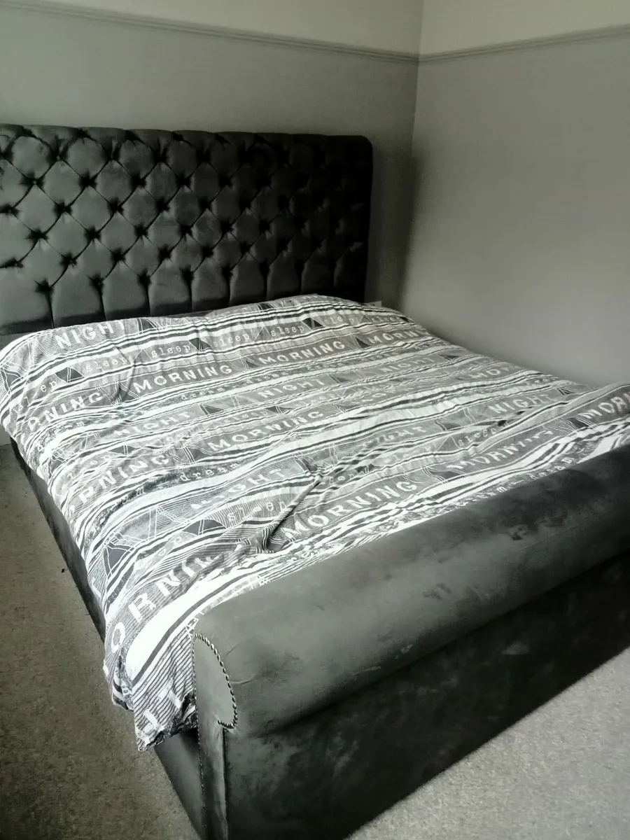 Super king sleigh bed and mattress - Image 3