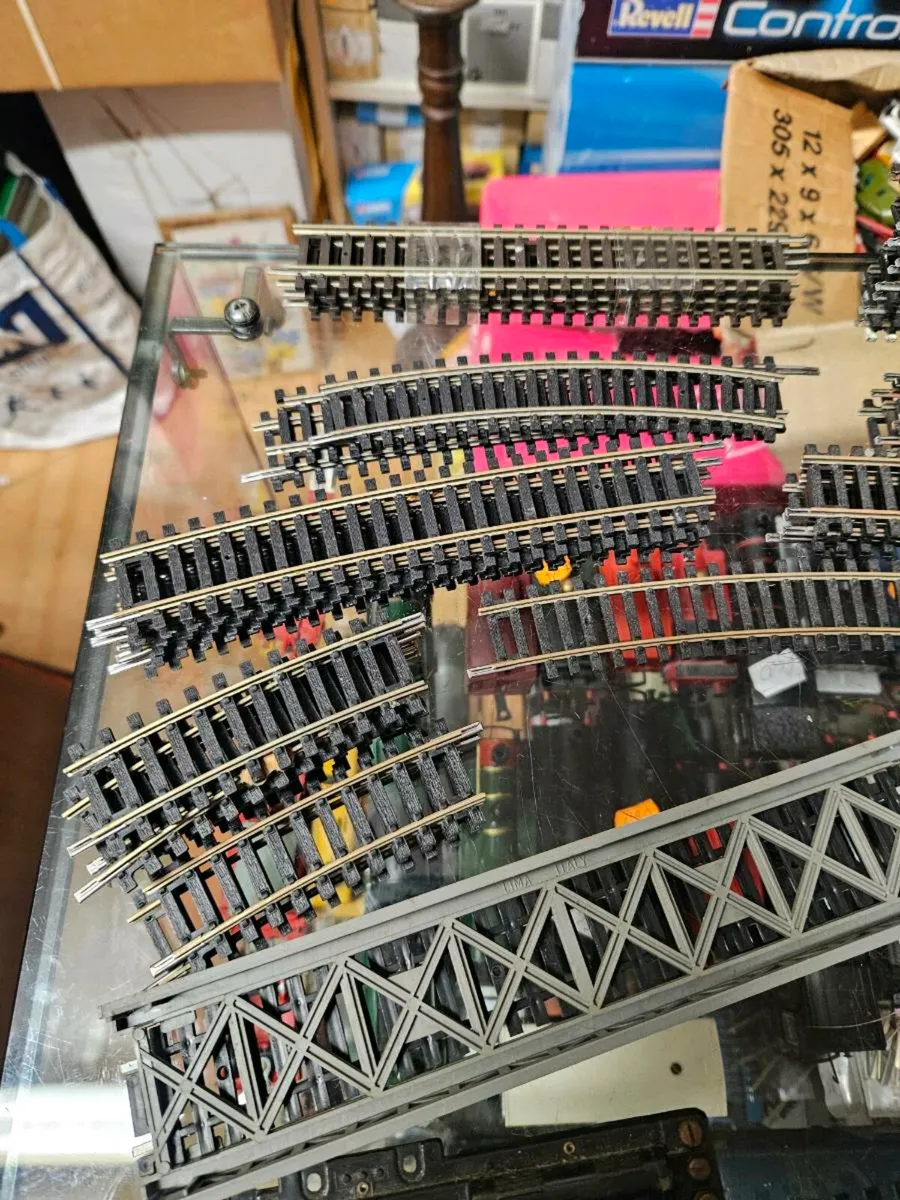 Hornby OO Gauge Track lot 60 pieces - Image 3