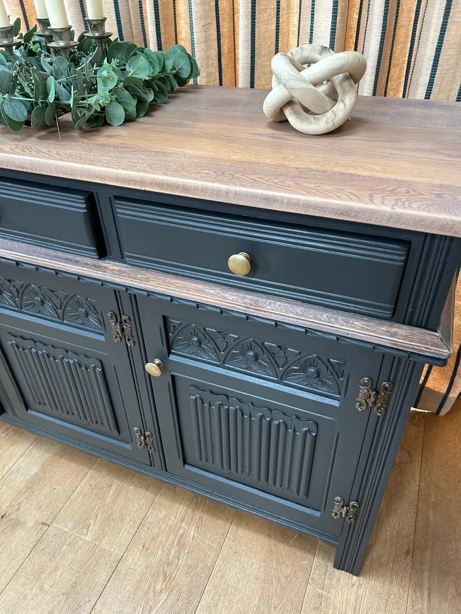 Sideboard - Image 3