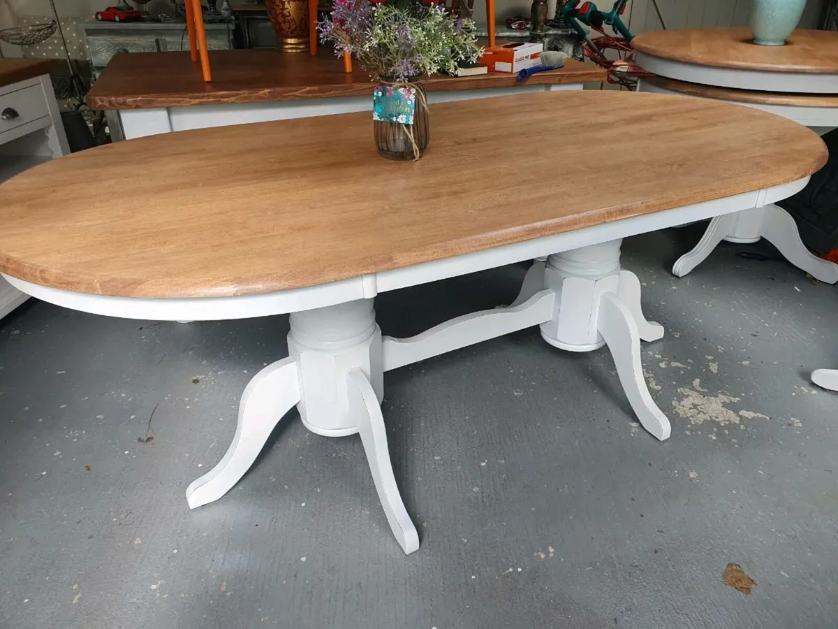 8 seater dining table - Image 1