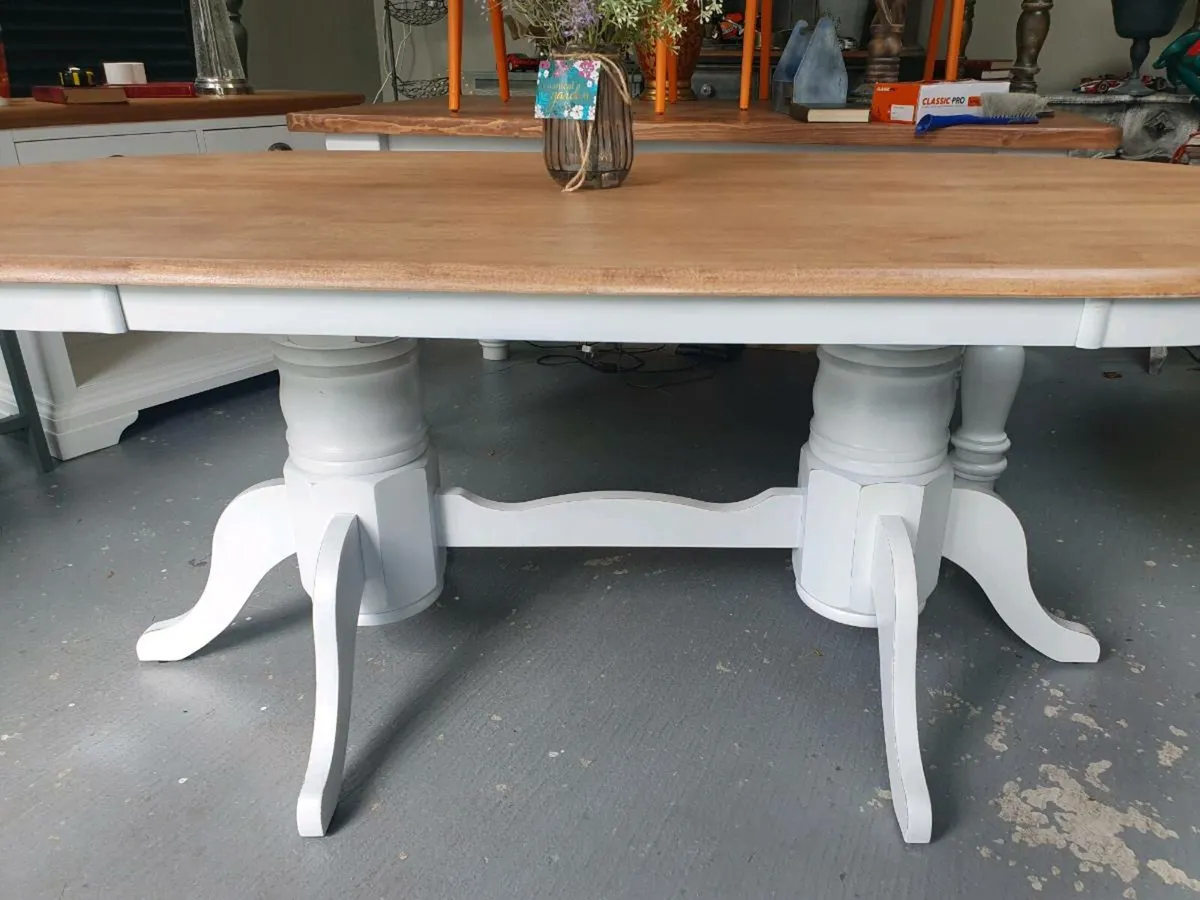 8 seater dining table - Image 2