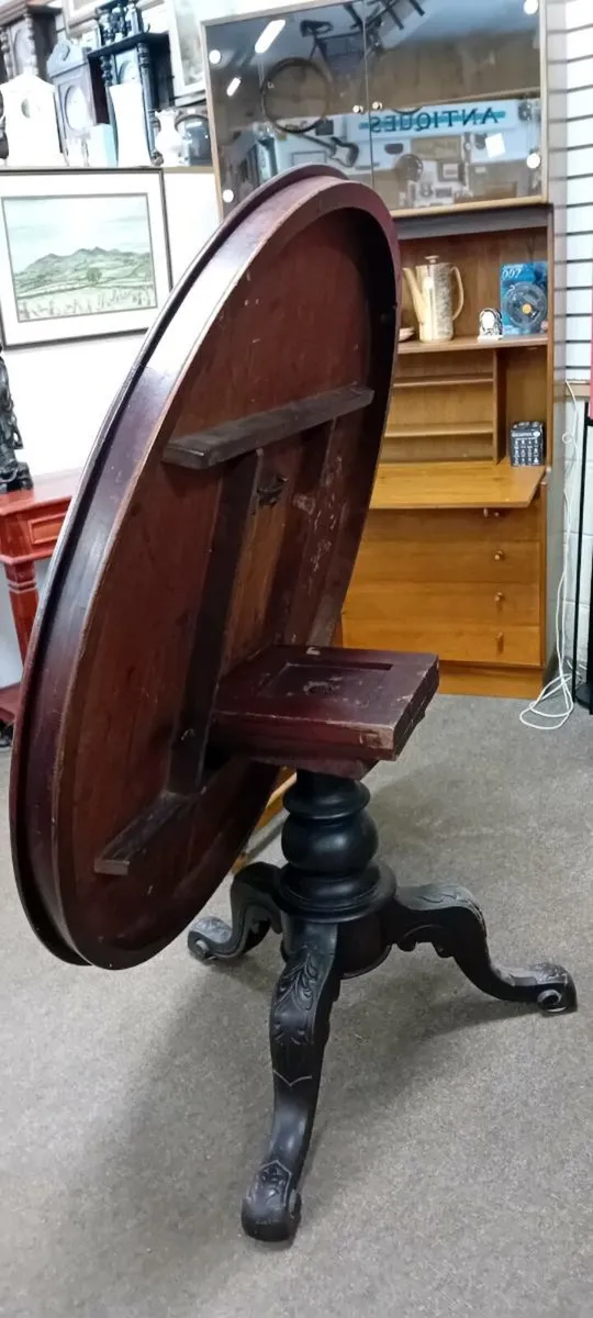 Late Victorian Mahogany Tilt Top Table - Image 2
