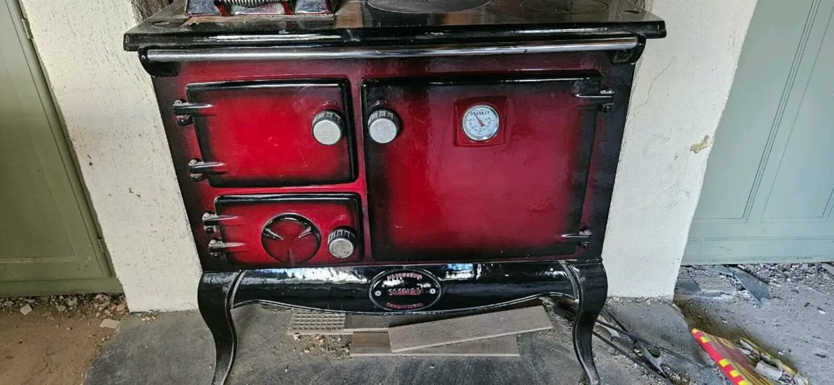 Stanley stove - Image 1