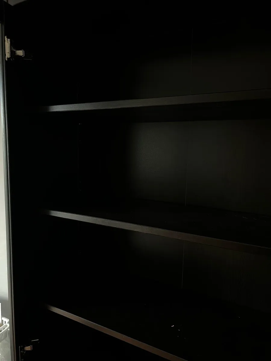 Storage cabinet - Image 2