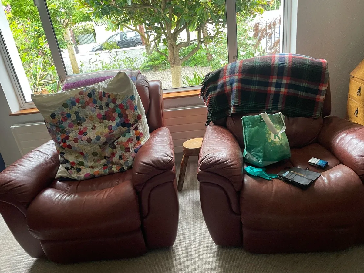 Sofa and armchair recliner set - Image 3