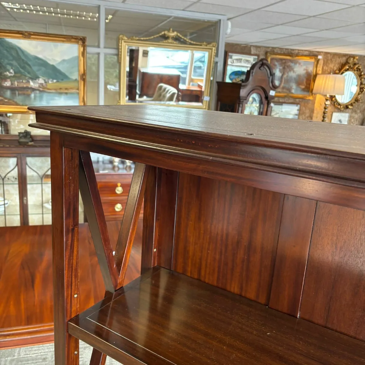 Beautiful mahogany open bookcase - Image 4