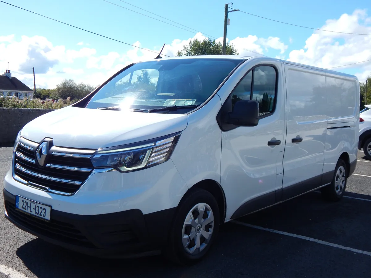 2022 Renault Trafic 2.0 CVRT 02/26 - Image 4