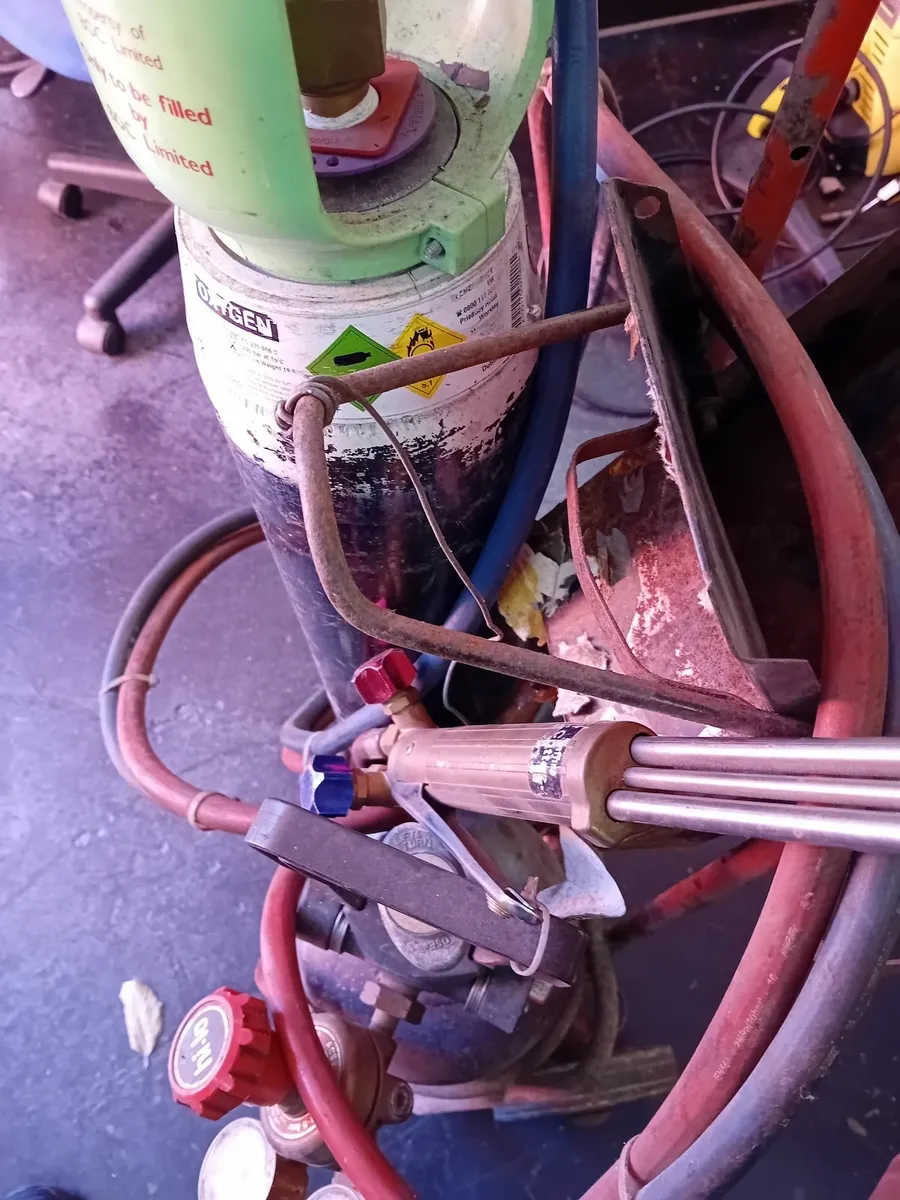 Oxyacetylene torch - Image 2