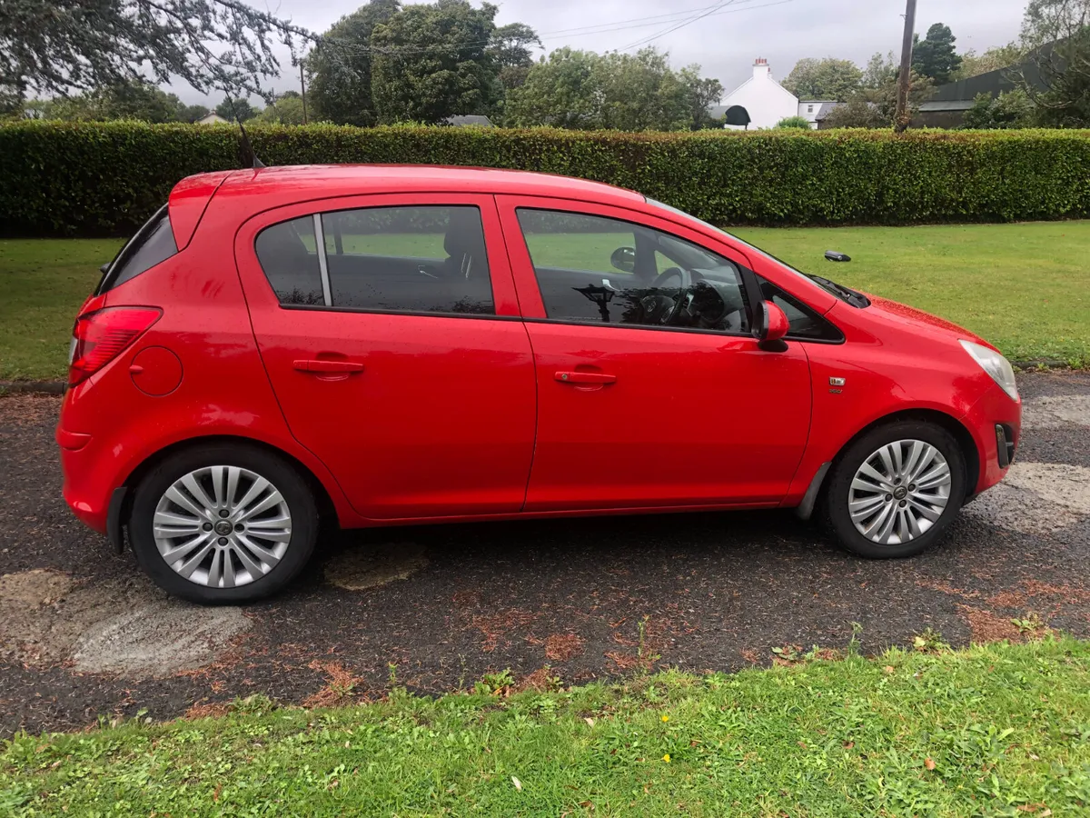 2013 OPAL CORSA 4 DOOR - Image 4