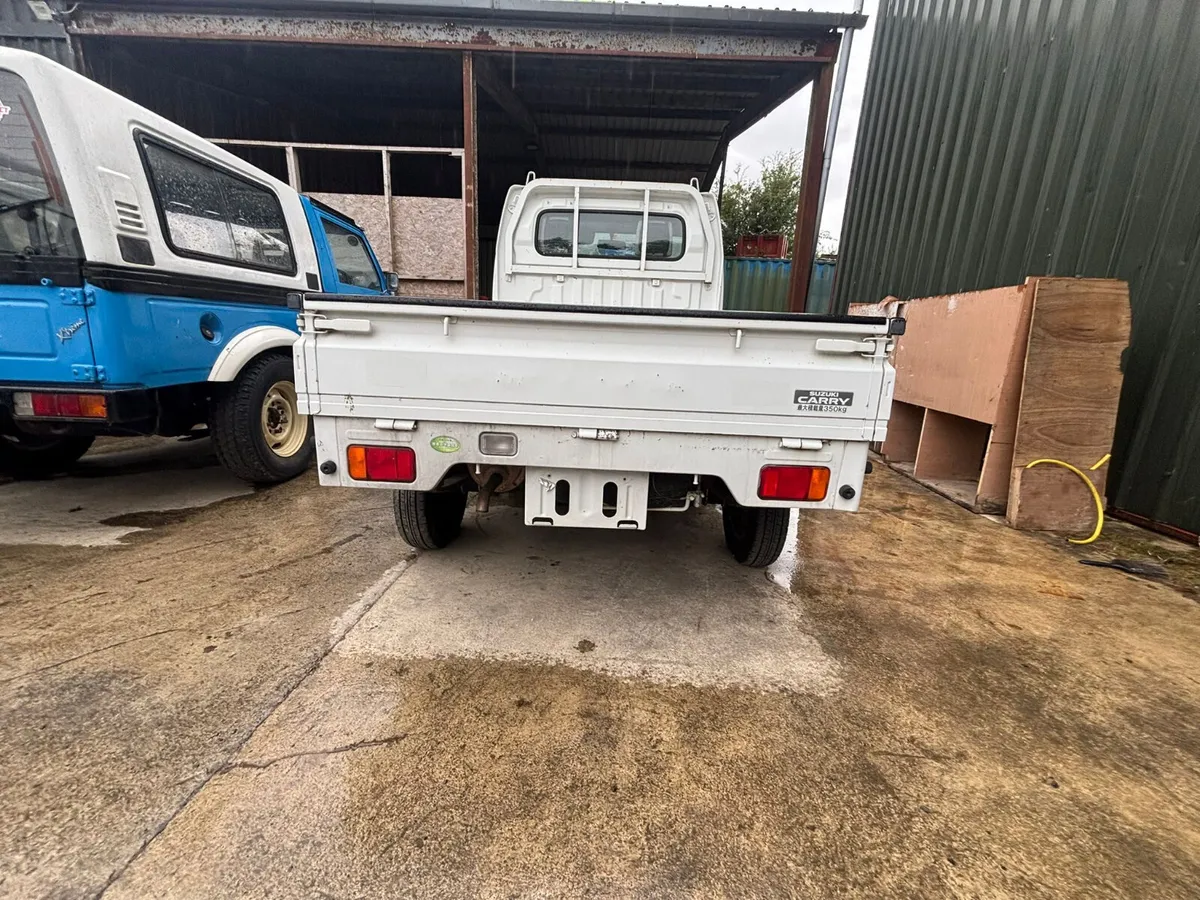 Suzuki Carry 2012 Only 17000km 4 x 4 - Image 4