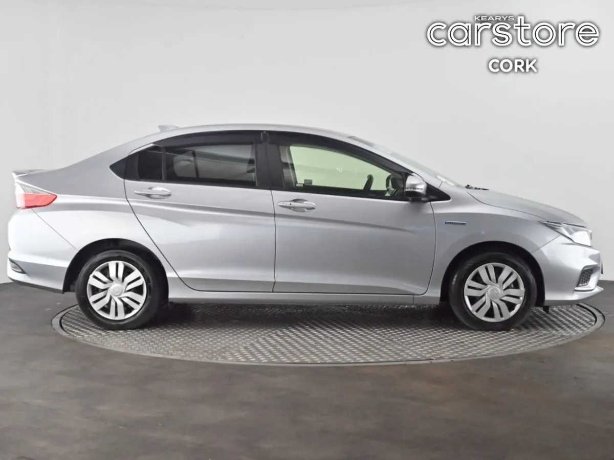 Honda Grace 1.5 4 DR Auto - Image 3