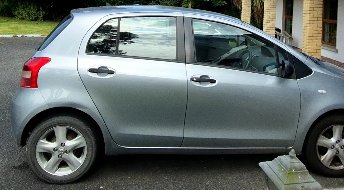 Toyota yaris nct low mileage - Image 3