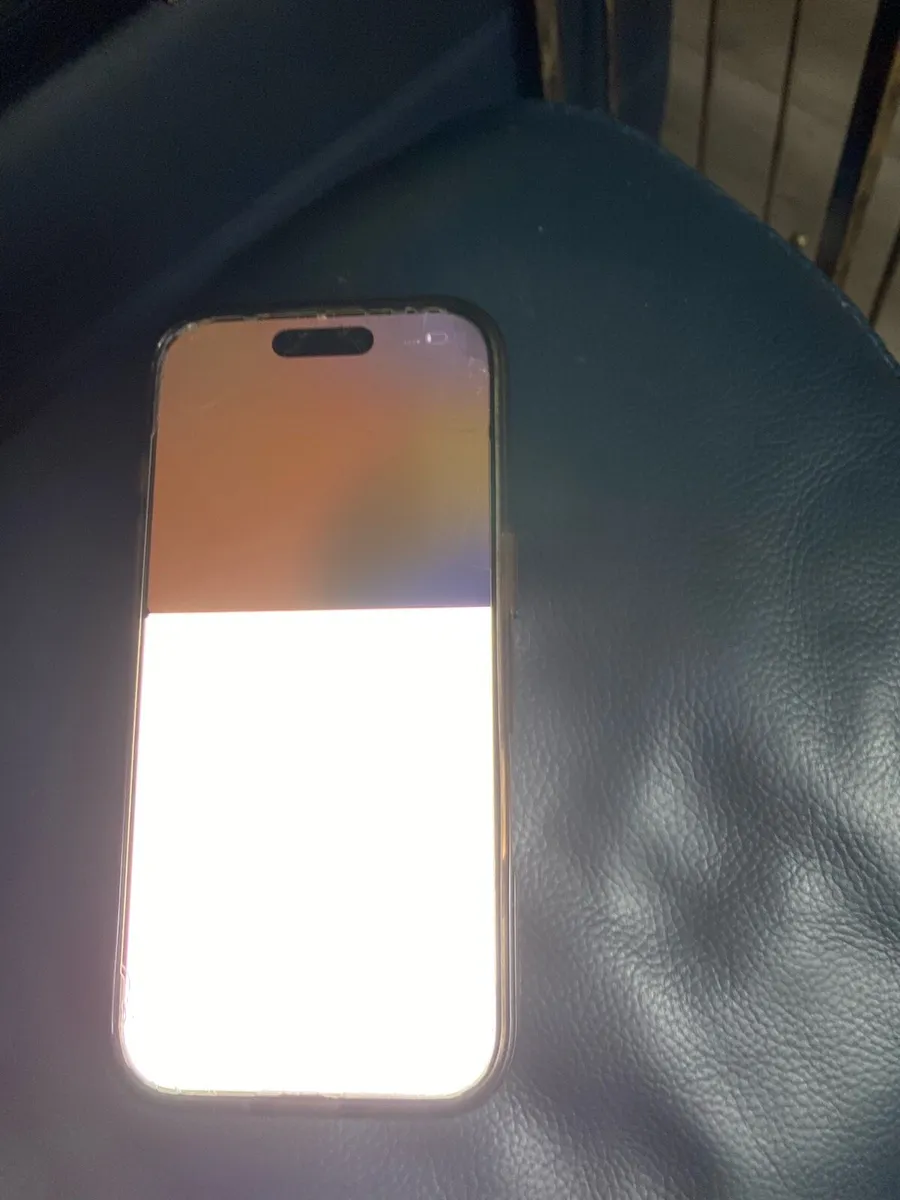 iPhone 16 pro white titanium 128GB - Image 1