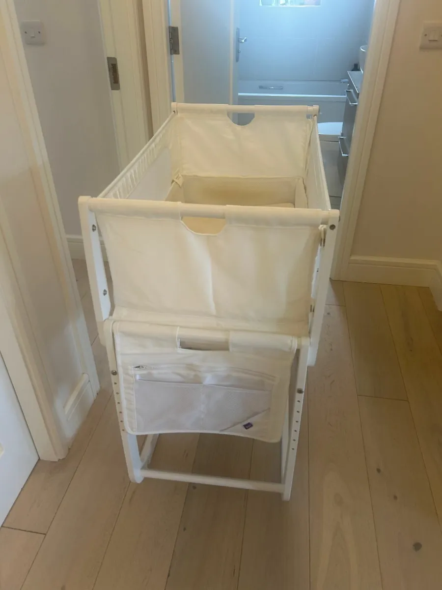 Snuzpod 4 Bedside Crib (2023) - Image 3