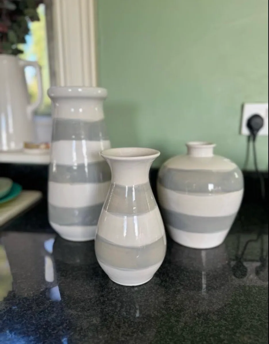 NEPTUNE Ellingham Vase Set - Image 1