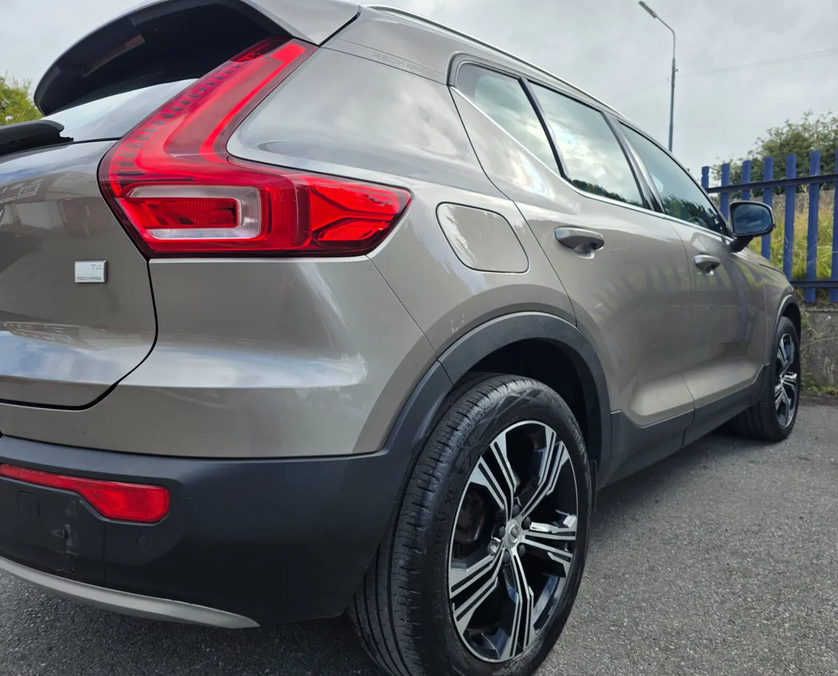 Volvo XC40 2021 Inscription T4 - Image 4
