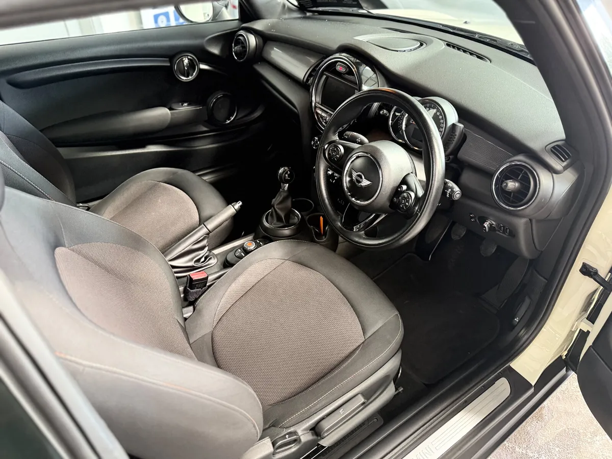 Mini Cooper 2017. COOPER DIESEL - Image 4
