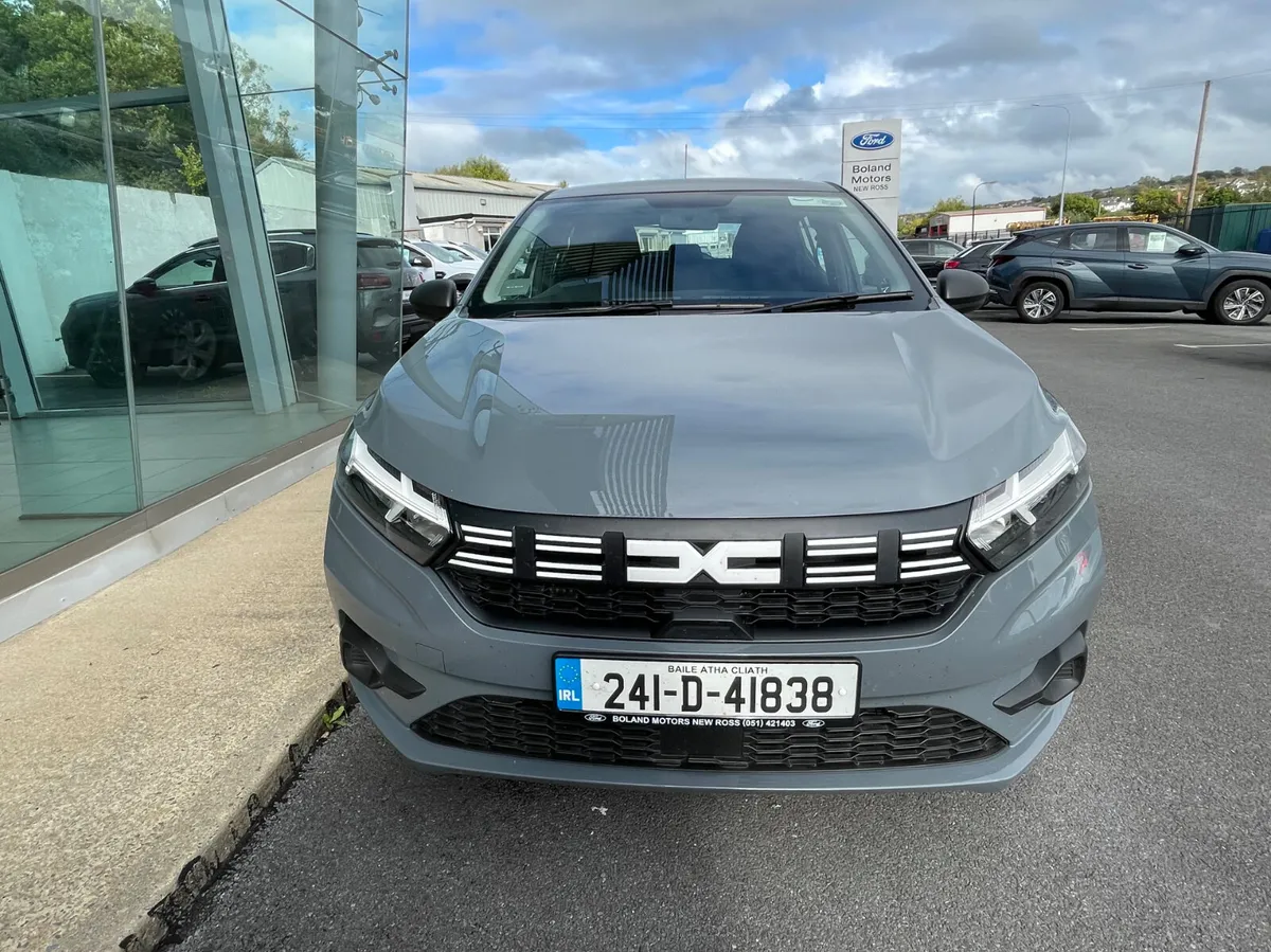 Dacia Sandero 1.0 Petrol - Image 4