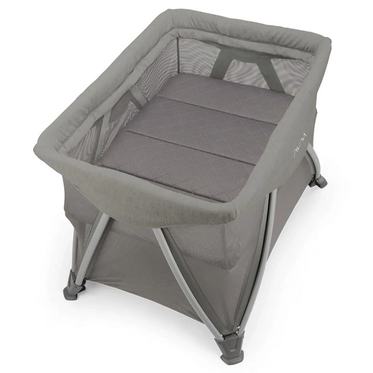 Nuna Sena Aire Travel Cot - Image 1