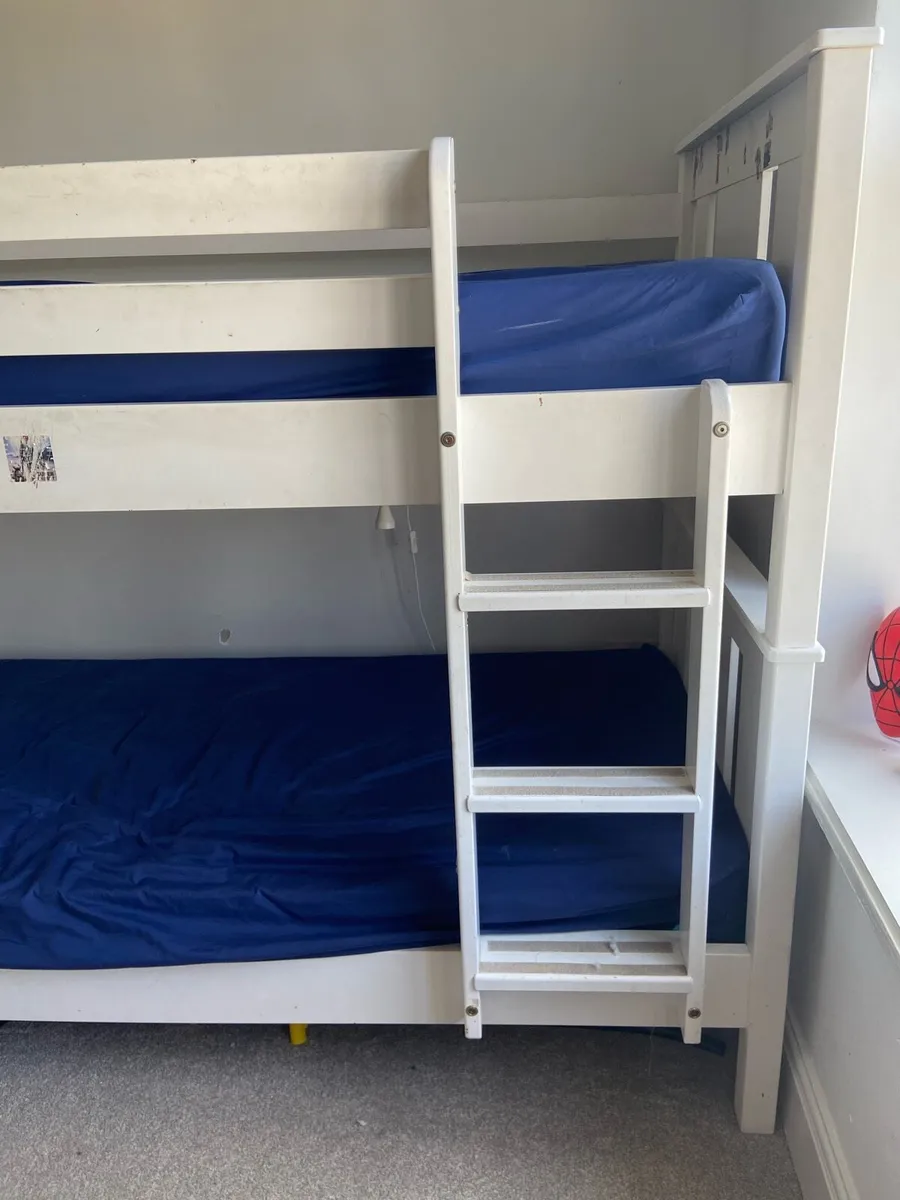 Solid bunk beds - Image 2