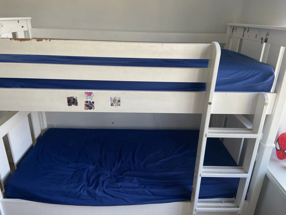 Solid bunk beds - Image 4