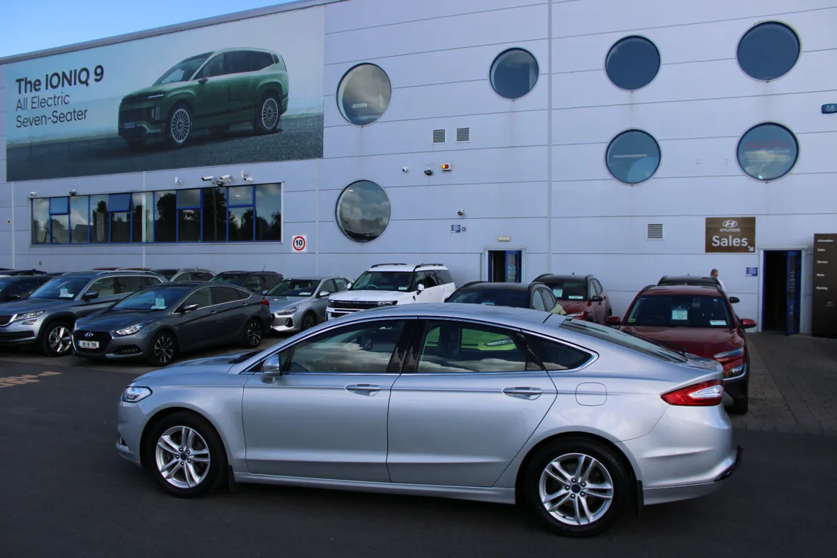 Ford Mondeo 2017 - Image 2