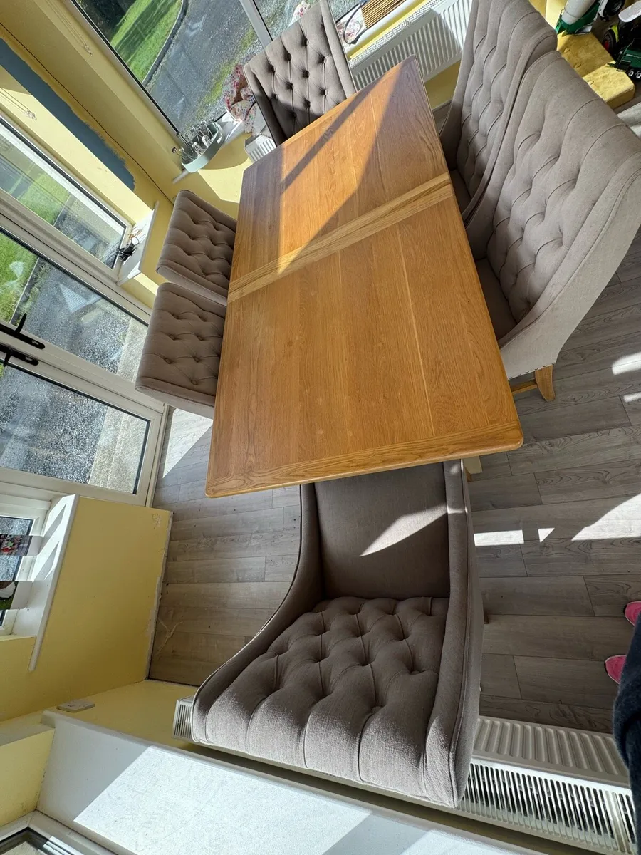 Kitchen table - Image 2