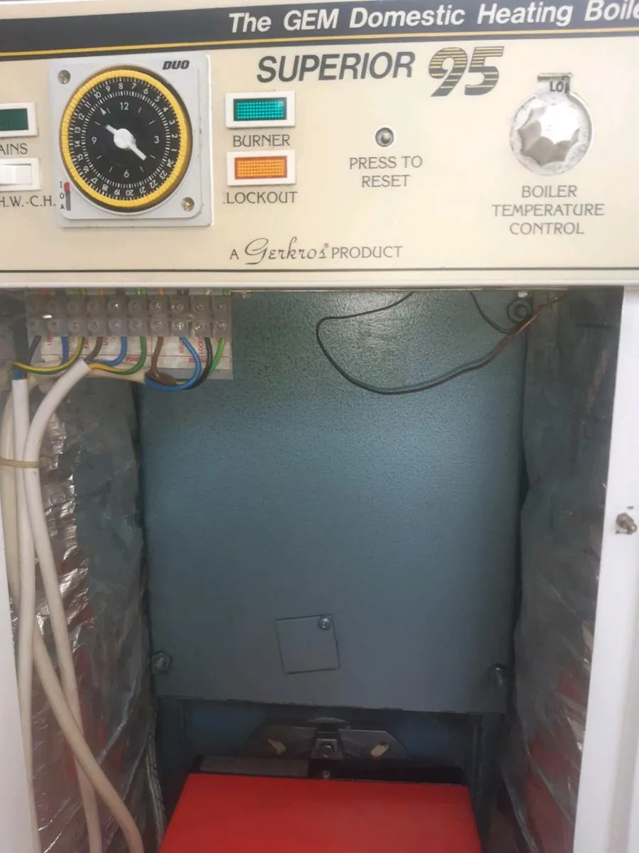 Oil boiler - Image 3