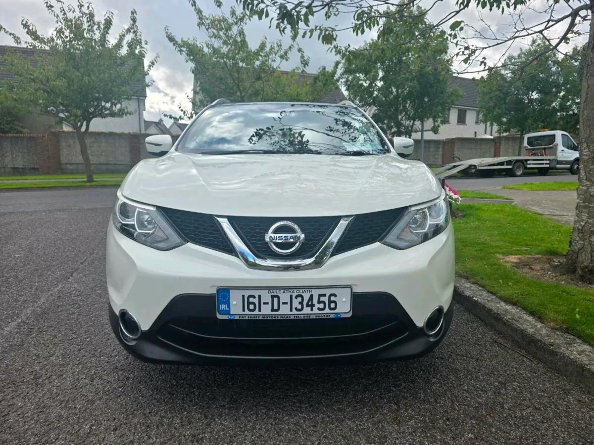 Nissan qashqai diesel Only 135km ( NCT and TAX) - Image 3