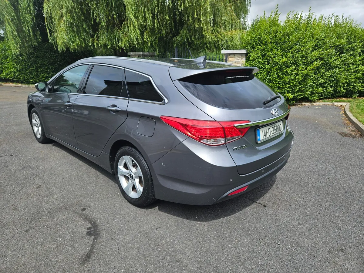 2014 Hyundai i40 1.7 CRDI STYLE - LOW MILEAGE - Image 4