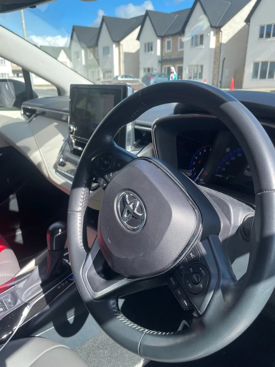 Toyota Corolla SOL 2022(June) - Image 3