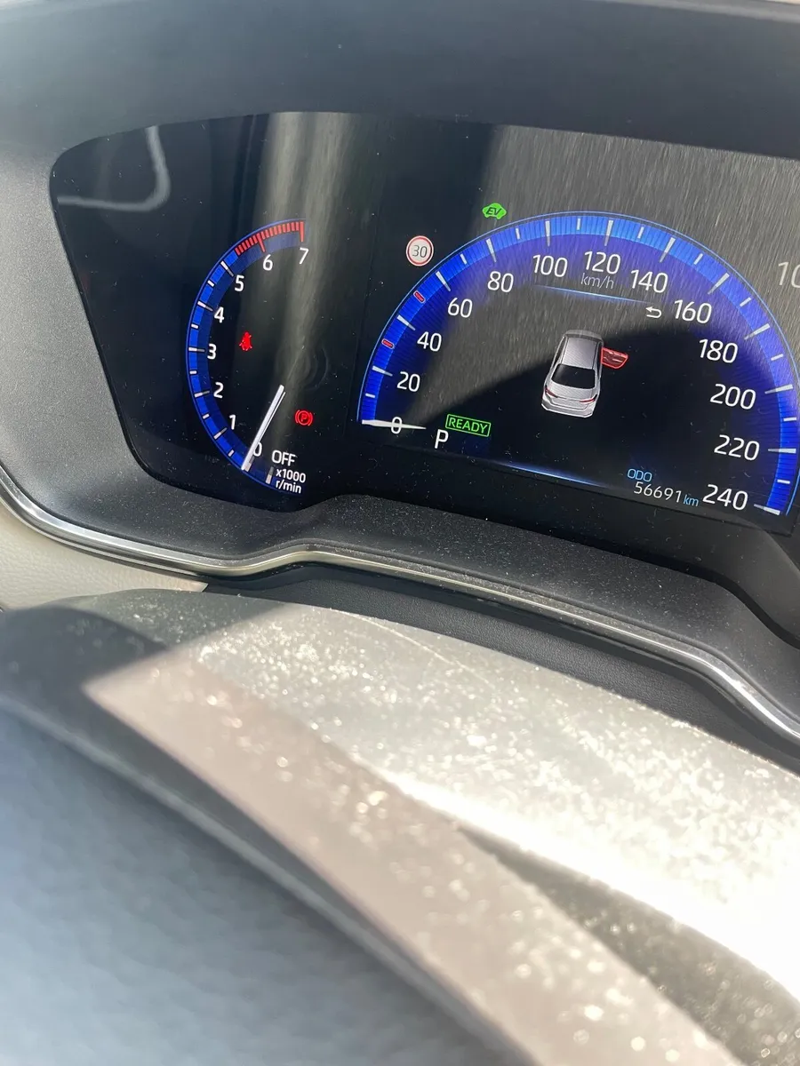 Toyota Corolla SOL 2022(June) - Image 4